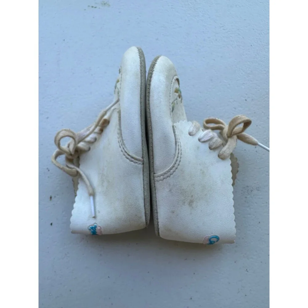 Vintage Carter's Baby Girl Embroidered Flowers Leather Bootie Walkers Shoes 3